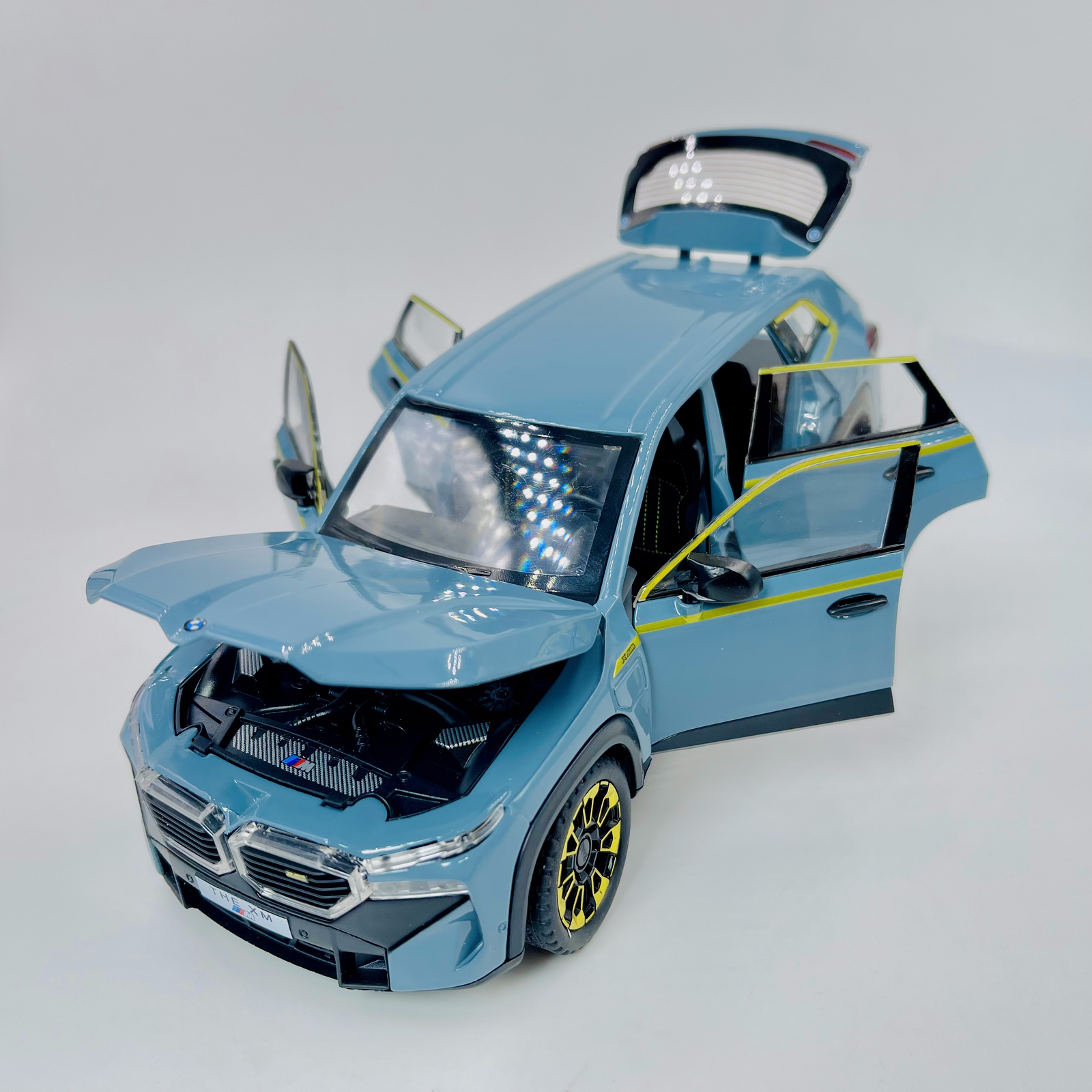 BMW XM SUV Alloy Sport Car - KidoKraze