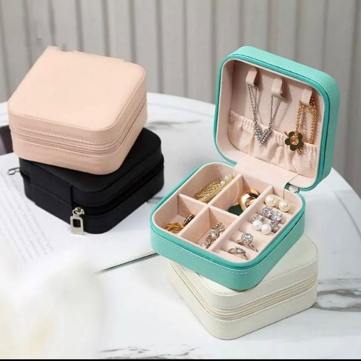 Latest Jewellery Organizer Box ,for Travelling Leather Box ,Hair Accessories Main image