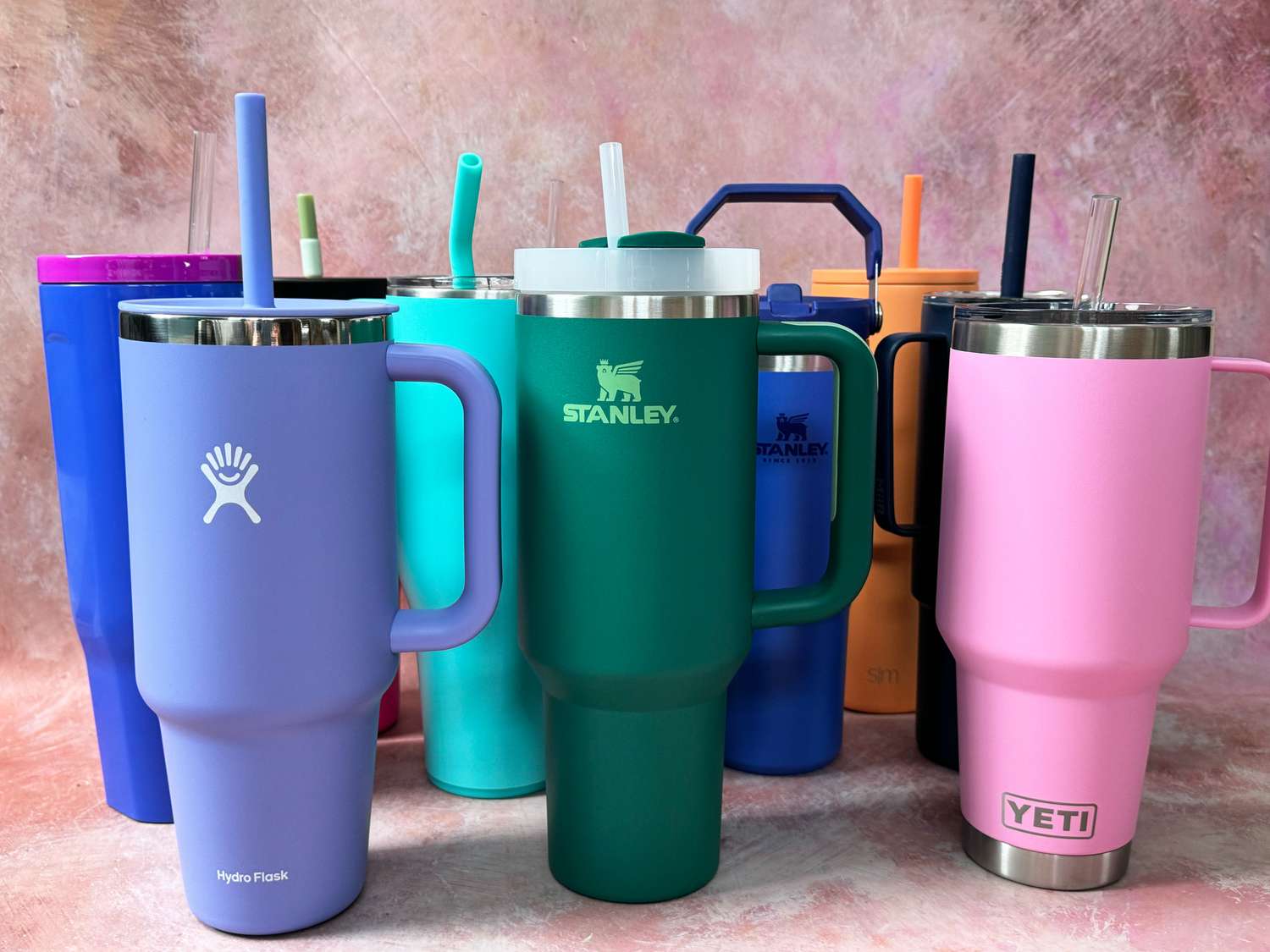 Stanley Tumbler 40 Oz. 1200ML Stanley Cup. Stainless Steel Vacuum Insulated Tumbler mugs with straw. Leak Proof Water bottle. Stanley Quencher. Water Tumbler. Travel Bottle. Hot and Cold Beverages. Thermos Travel Mugs Coffee Mug Gym Mug Driving Cup